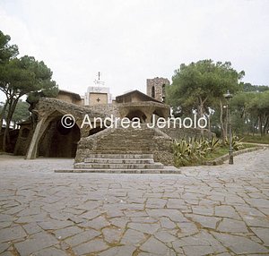Crypt of the Guell Colony Exterior | Andrea Jemolo
