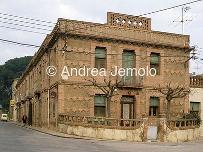 Guell Colony Building | Andrea Jemolo