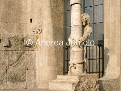 Basílica de la Sagrada Família Flagellation of Christ | Andrea Jemolo