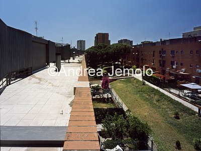 Residential complex La Casa intorno agli alberi Interior courtyard | Andrea Jemolo