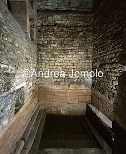 Bagno ebraico - Tauchbad Sala con vasca rituale | Andrea Jemolo