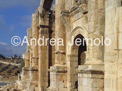 Arco di Adriano Veduta d'insieme | Andrea Jemolo
