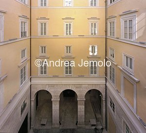Palazzo Alberini Cortile | Andrea Jemolo