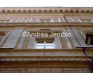 Alberini palace Façade on via di Panico | Andrea Jemolo
