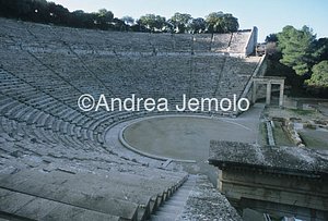Teatro  | Andrea Jemolo