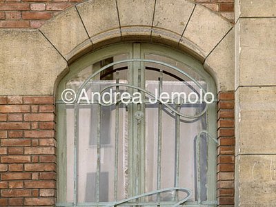 Castel Berenger Window | Andrea Jemolo