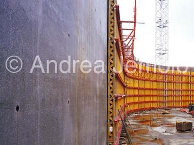 MAXXI - National Museum of the Arts of the XXI century Wall of cement | Andrea Jemolo