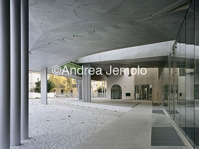 MAXXI - Museo nazionale delle Arti del XXI secolo Atrio | Andrea Jemolo