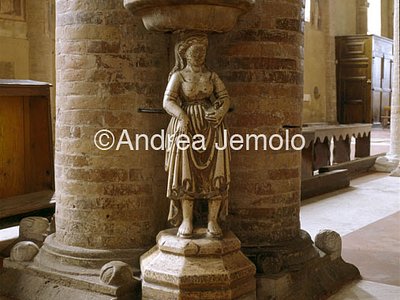 Cattedrale Acquasantiera | Andrea Jemolo