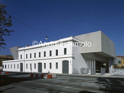 MAXXI - Museo nazionale delle Arti del XXI secolo Esterno da via Guido Reni | Andrea Jemolo