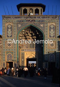 Mausoleum of Shah-e Cheragh Façade | Andrea Jemolo