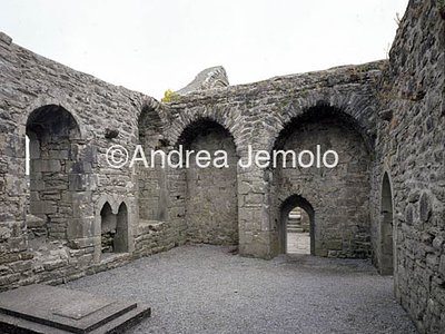 St. Fachan Interior | Andrea Jemolo