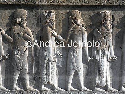 Apadana - Sala delle udienze - scala settentrionale Dignitari medi | Andrea Jemolo