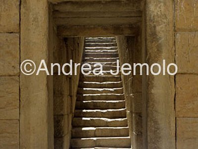 Tempio del fuoco Scalone d'ingresso | Andrea Jemolo