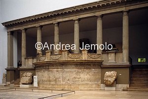 Pergamonmuseum Temple of Trajan in Pergamon | Andrea Jemolo