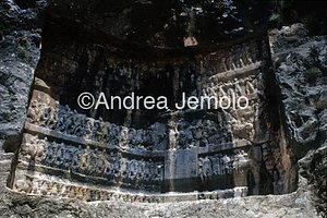 Triplice vittoria di Shapur I  | Andrea Jemolo