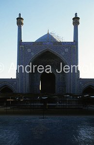 Mosque/Masjed-e Sheikh Lotfollah Façade | Andrea Jemolo