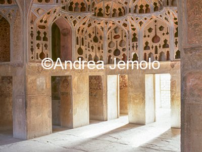 Ali Ghapu Palace Music room | Andrea Jemolo