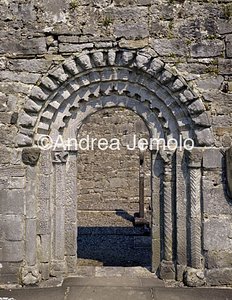 St. Tola Portal | Andrea Jemolo