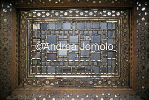 Palace Chehel Sotoun Central element of the ceiling of the terrace | Andrea Jemolo