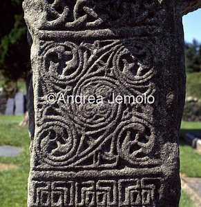 High Cross Particolari | Andrea Jemolo