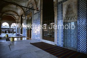 Rustem Pasa Camii Portico con colonne 3 | Andrea Jemolo