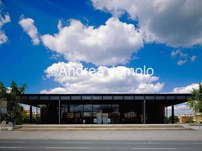 Neue Nationalgalerie Exterior | Andrea Jemolo