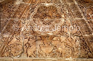 Pergamonmuseum Walls of the palace of Qasr Mshatta - Detail | Andrea Jemolo