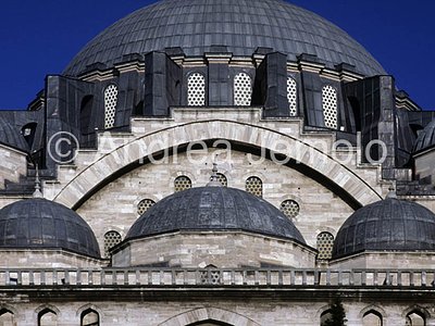 Sultan Suleyman i Kulliyesi Exterior dome - Detail | Andrea Jemolo