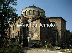 Aya Irini Kilisesi - Hagia Eirene Exterior - Detail | Andrea Jemolo