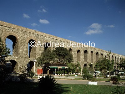 Bozdogan Kemeri - Aqueduct of Valens  | Andrea Jemolo