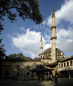 Eyup Camii Exterior | Andrea Jemolo