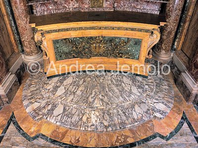 San Girolamo della Carità Antamoro chapel - Altar from above | Andrea Jemolo