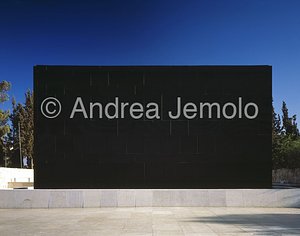 The Shrine of the Book Muro nero | Andrea Jemolo