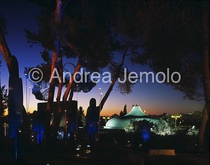 The Shrine of the Book Nocturne vision of the complex | Andrea Jemolo