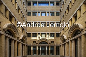 Palace of the Christian Democratic Party Interior atrium | Andrea Jemolo