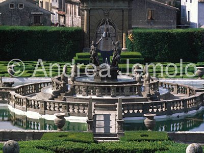 Villa Lante Fontana dei Mori dal primo terrazzo | Andrea Jemolo