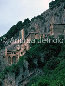 San Benedetto Visione d'insieme del monastero | Andrea Jemolo