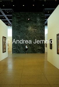 Neue Nationalgalerie Interior | Andrea Jemolo