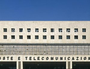 Ufficio Postale via Marmorata Facciata - particolare | Andrea Jemolo