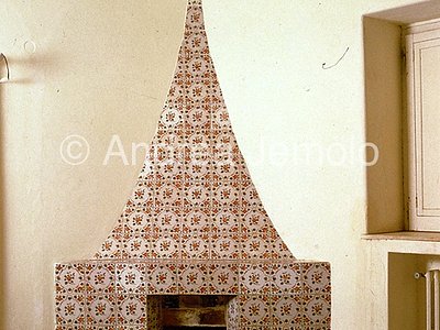 Casa Malaparte Room with fireplace | Andrea Jemolo