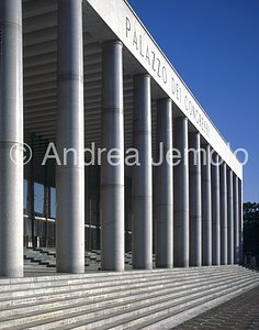 EUR - Palace of the Congresses Columns of the façade | Andrea Jemolo
