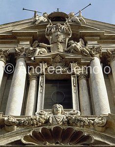 Chiesa di Santi Vincenzo e Anastasio Facciata - particolare | Andrea Jemolo