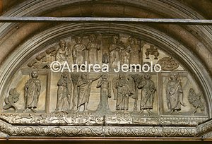 Basilica di San Giovanni Battista Lunetta del Portale | Andrea Jemolo