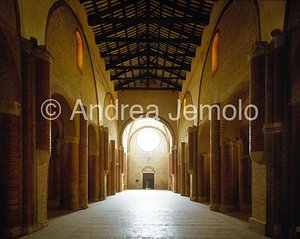 Abbazia Interno | Andrea Jemolo