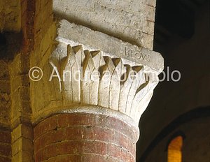 Abbazia Capitelli | Andrea Jemolo