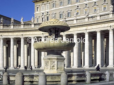 St. Peter' s Square Fountain to the right of the square | Andrea Jemolo