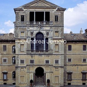 Villa Aldobrandini Façade | Andrea Jemolo