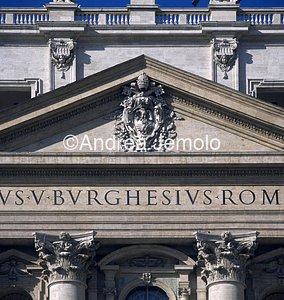 San Pietro Stemma dei Barberini | Andrea Jemolo