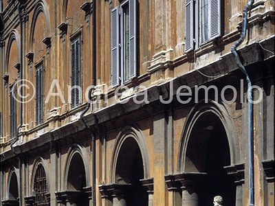 Ludovisi / Chigi / Odescalchi palace Courtyard - Detail | Andrea Jemolo